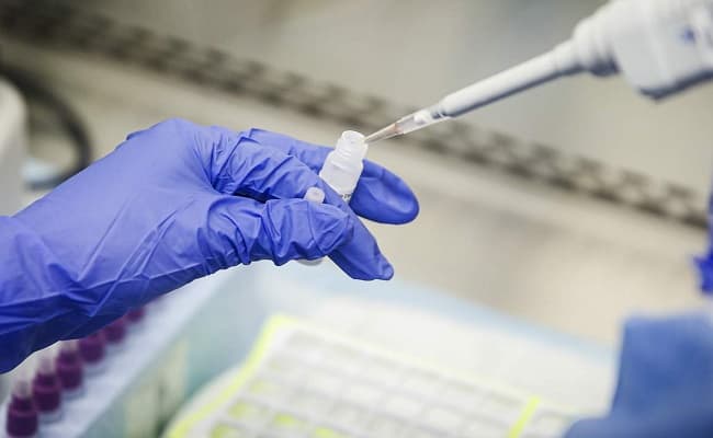 मुंबई को दिल्ली ने पछाड़ा एक दिन में सर्वाधिक कोरोना  संक्रमण के मामले, टूट गये सारे रिकार्ड