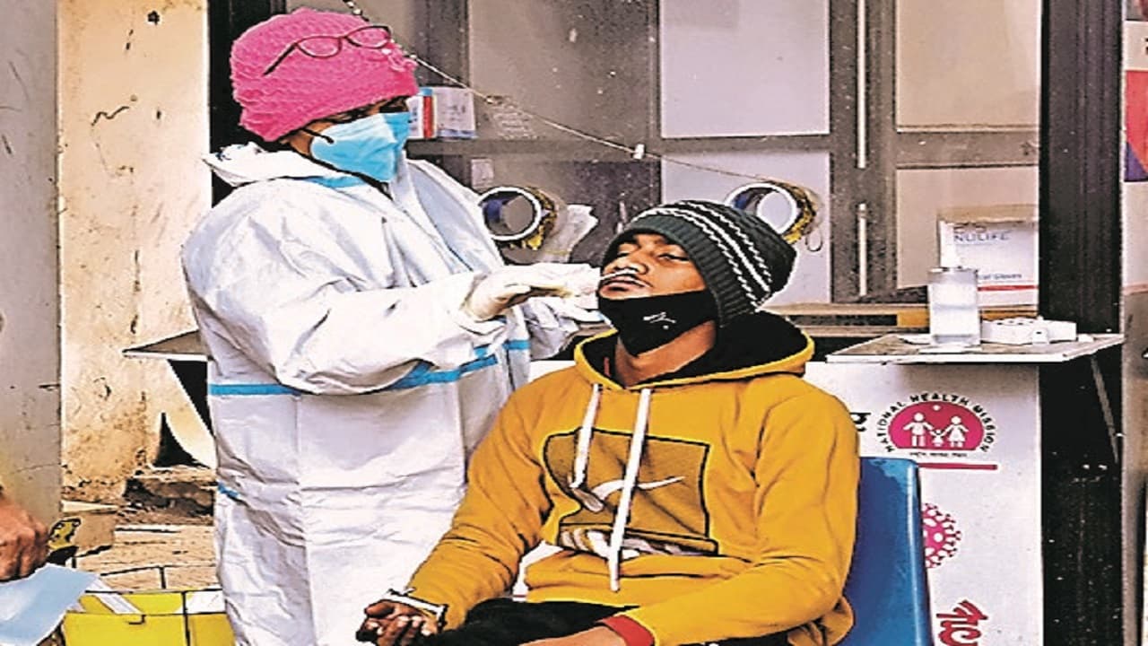 Bihar News बिहार में मिले कोरोना के 344 नये मरीज, पटना एम्स के 4 रेजिडेंट डॉक्टर संक्रमित