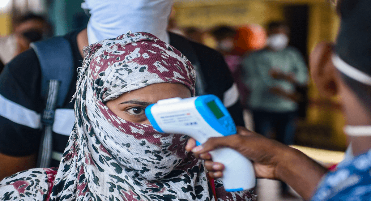 दशहरा में लॉकडाउन: इस राज्य के 61 गांवों में लगी पाबंदी, कोरोना के बढ़ते मामलों ने बढ़ाई उद्धव ठाकरे की टेंशन