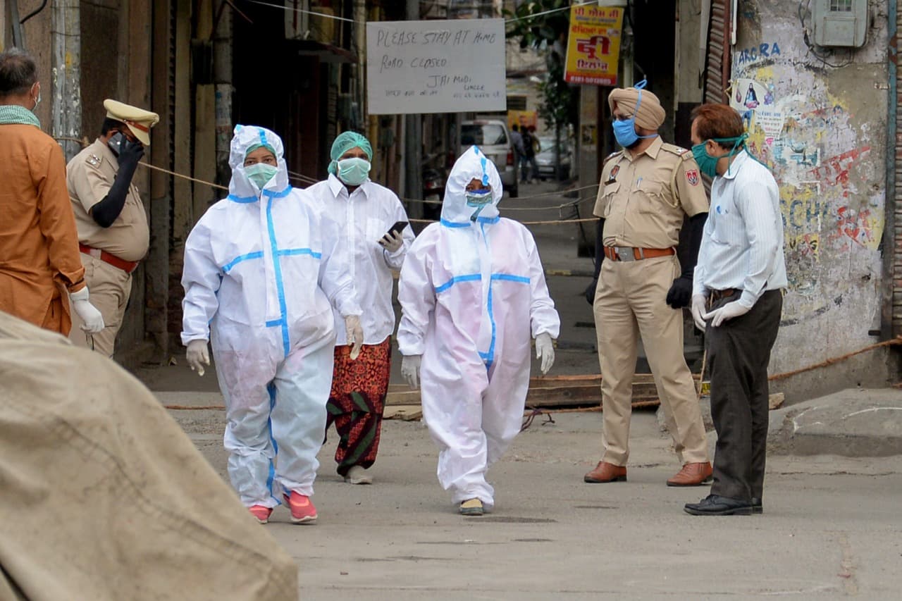 Coronavirus News Update : मुंबई में आज कोरोना के 395 नये मामले, संक्रमितों की संख्‍या 6 हजार के करीब