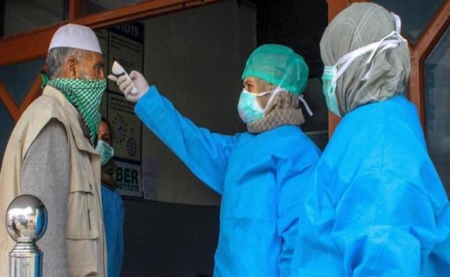 Coronavirus In Bihar: बिहार में कोरोना के खतरे को देख पाबंदी लागू, बिना गाने-बाजे निकलेगी बारात, दफ्तरों में नहीं दिखेंगे सभी कर्मचारी