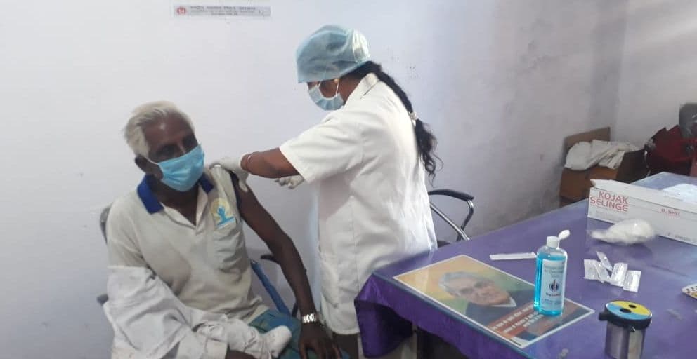 झारखंड की पंचायतों में आज से कोरोना का विशेष टीकाकरण अभियान शुरू, होली से पहले टीकाकरण को लेकर ये है टारगेट