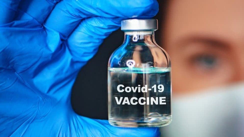 भारत में बर्बाद हो रही है Corona Vaccine की डोज, वैक्सीनेशन के लिए नहीं पहुंच रहे हैं लोग