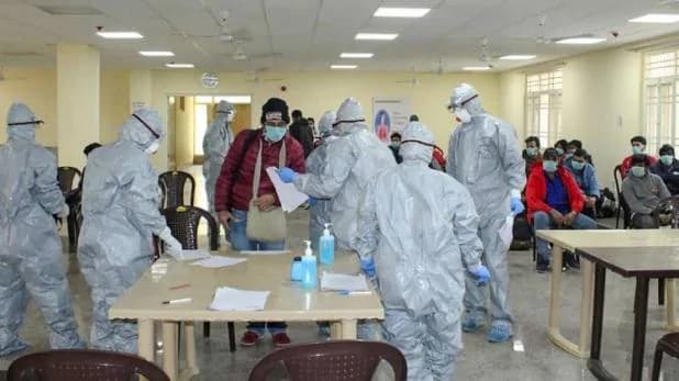 COVID-19 latest fact : भारत में प्रति घंटे हो रही 16.5 लोगों की मौत, पहली बार 24 घंटे में दस हजार से अधिक नये मामले सामने आये