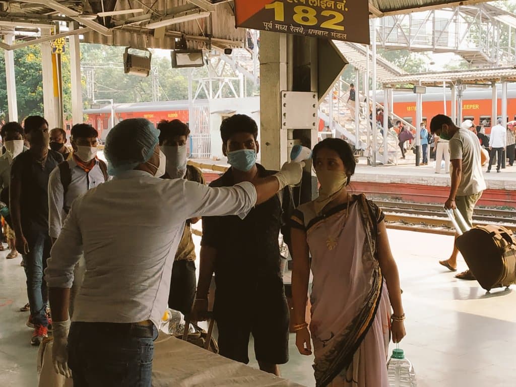 Coronavirus Lockdwn Updates : सीबीआई के वरिष्ठ अधिकारी कोरोना वायरस से संक्रमित