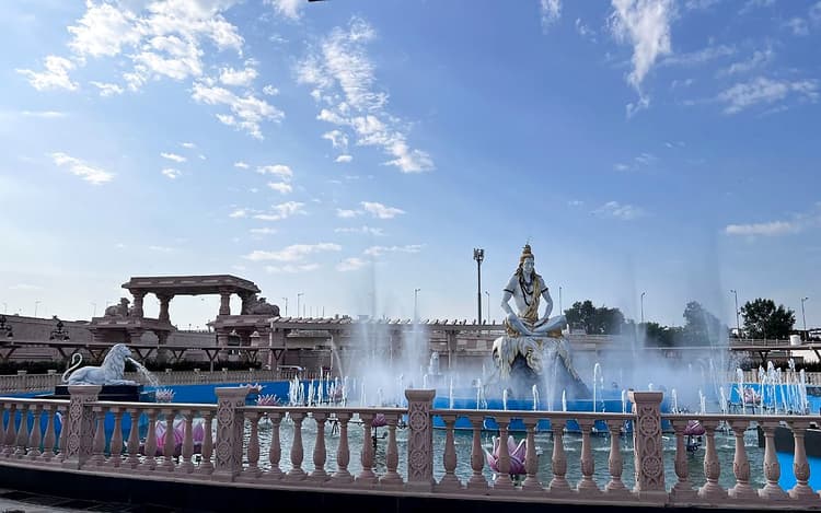 Mahakal Corridor: कुछ ऐसा है महाकाल कॉरिडोर, एक घंटे में एक लाख श्रद्धालु कर पायेंगे दर्शन