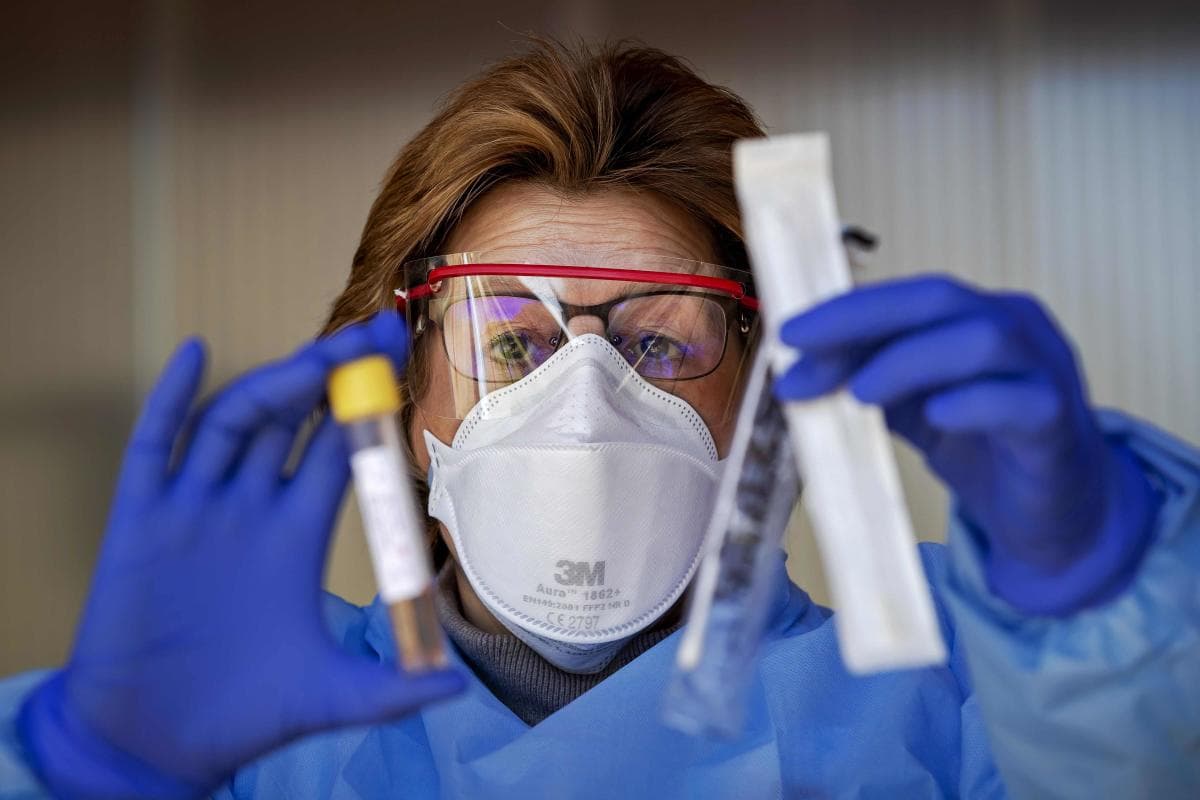 केंद्र ने पश्चिम बंगाल को कोविड-19 जांच के लिए 10,000 किट भेजी : राज्यपाल