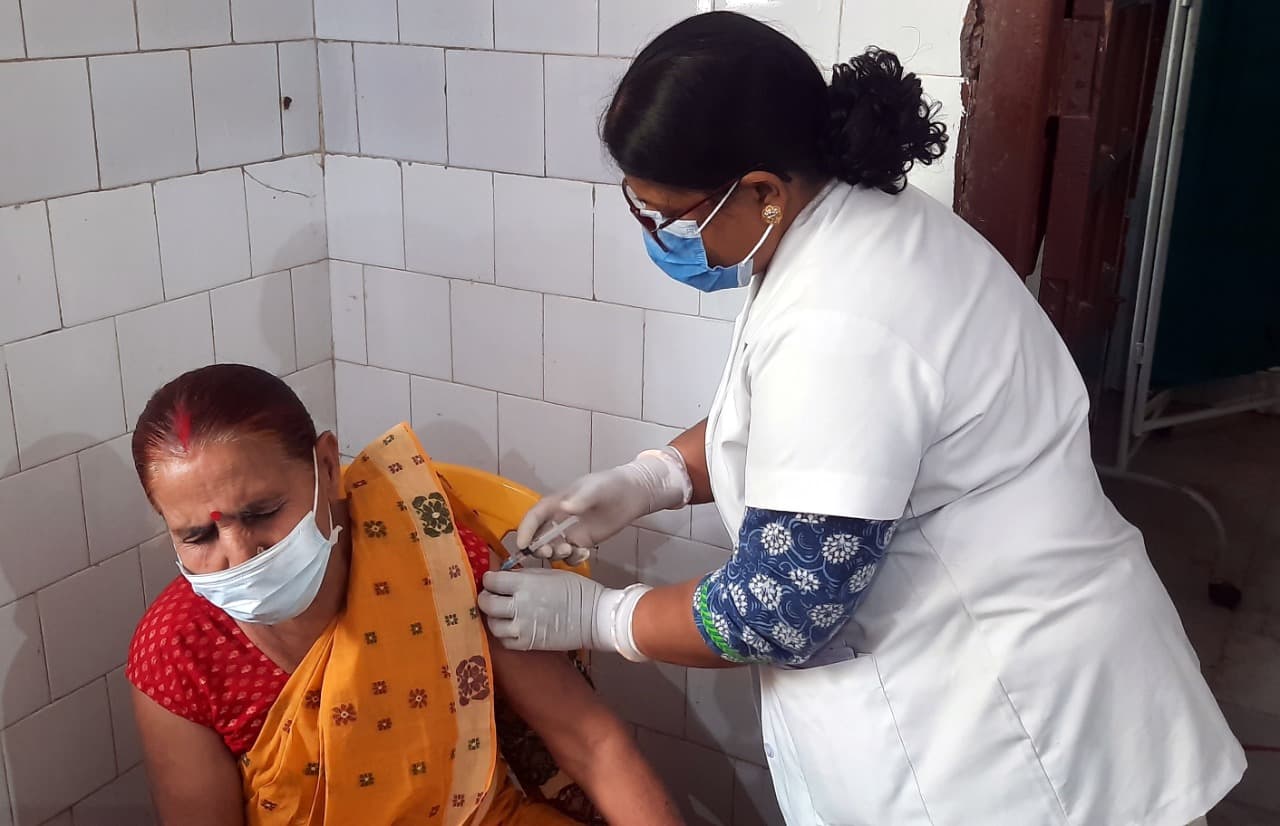 PM Modi के जन्मदिन पर वैक्सीन लगाने वाले कर्मियों को मिलेगा ये खास लाभ, बिहार में 30 लाख वैक्सीनेशन का लक्ष्य