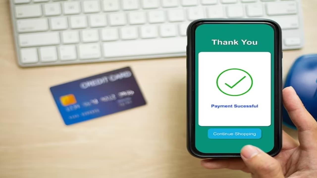 Credit Card UPI Link: क्रेडिट कार्ड को यूपीआई से लिंक करने के हैं कई फायदे, जानें आपको क्या मिलेगी सहूलियत