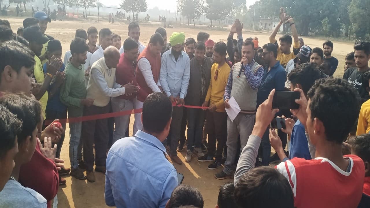 Jharkhand News: शहीद सरदार सिमरनजीत सिंह क्रिकेट प्रतियोगिता: बजौरा ब्लास्टर डोभी  टीम की 5 विकेट से जीत