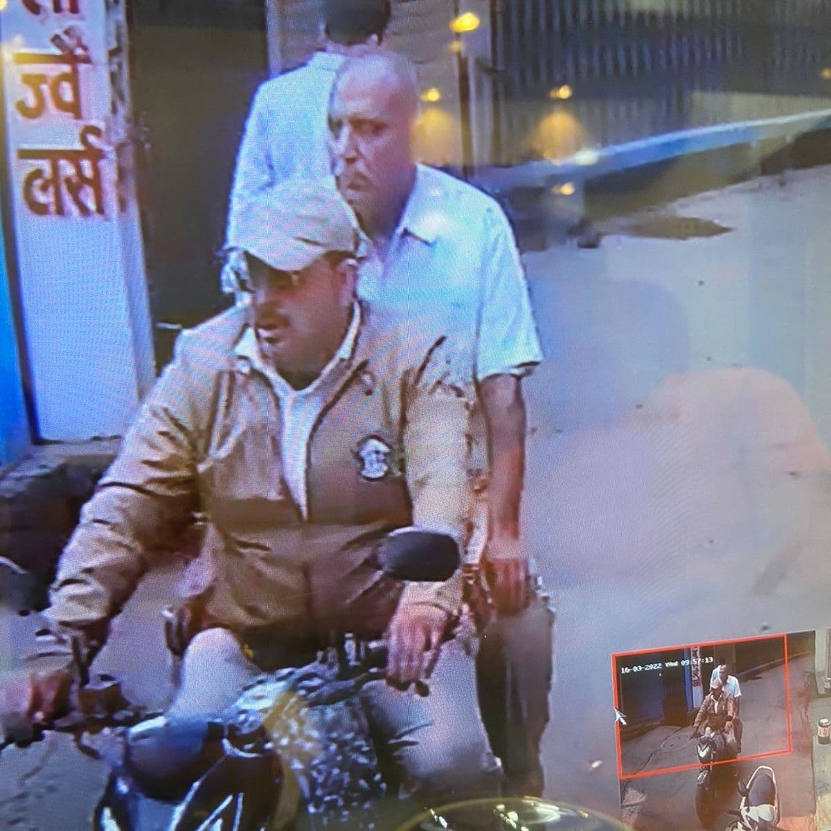 Bareilly News: होली पर अंगूठी पहनकर चल रहे हो कोई उतरवा लेगा, बैग में रखते ही 3 अंगूठी लेकर फरार हुए ठग