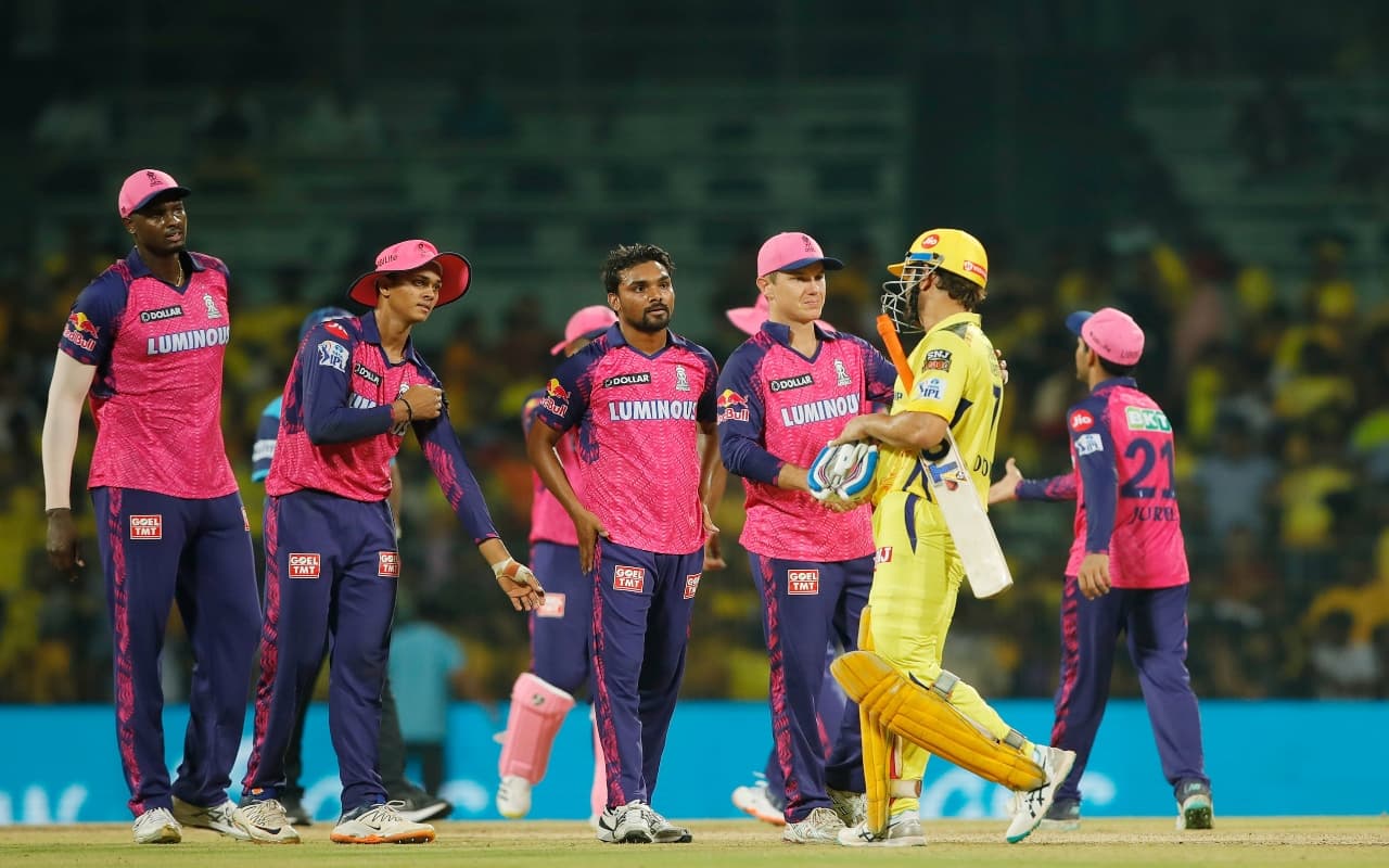 RR vs CSK Playing 11: चेन्नई का विजयरथ रोकने उतरेगी राजस्थान, यहां जानिए प्लेइंग 11 RR vs CSK Playing 11: चेन्नई का विजयरथ रोकने उतरेगी राजस्थान, यहां जानिए प्लेइंग 11