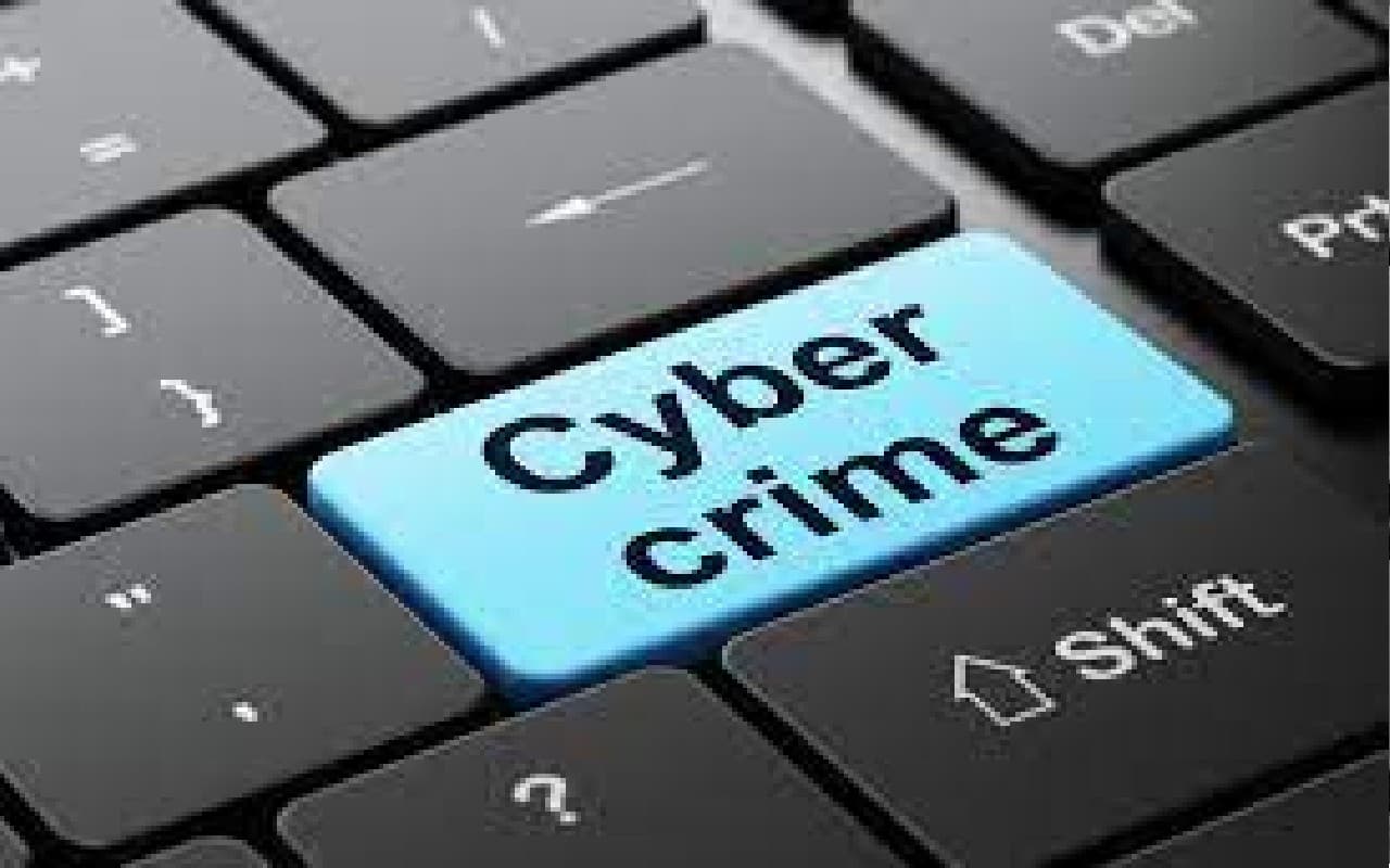 Cyber Crime: पटना के व्यवसायी ने कुरियर कंपनी की साइट पर किया सर्च, गंवा बैठे 3.46 लाख रुपये