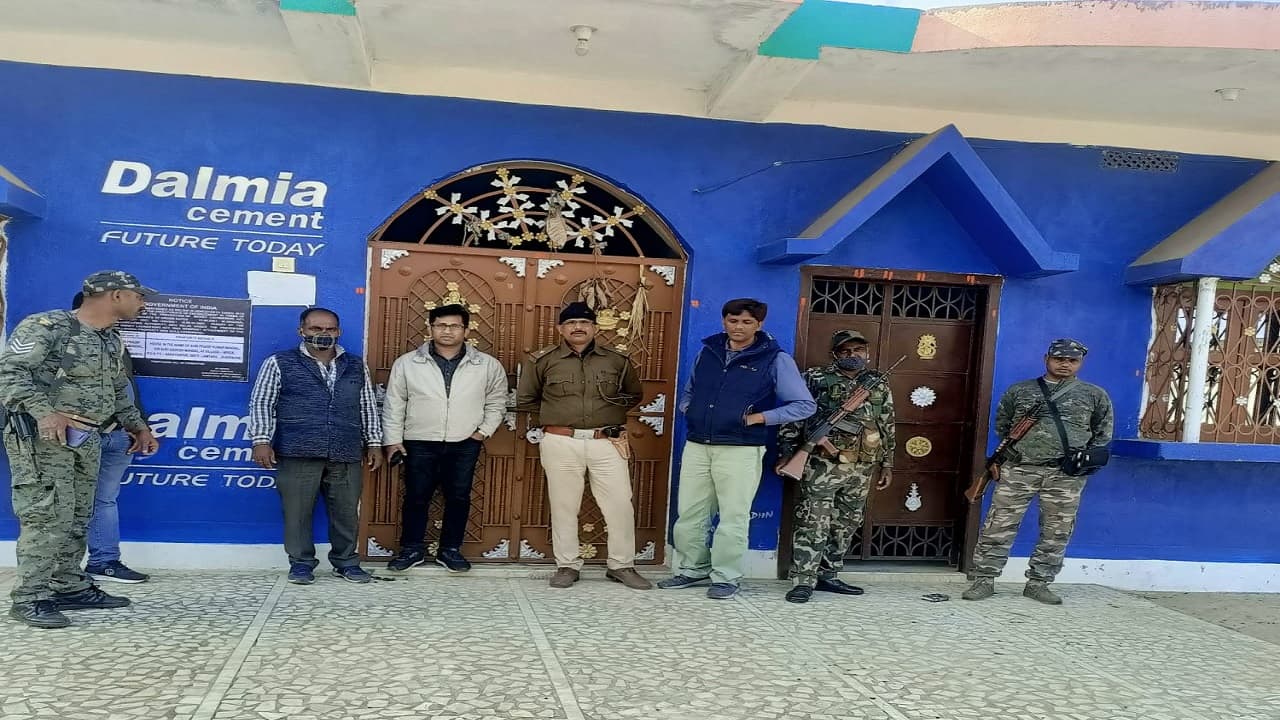 साइबर अपराधियों पर ईडी की नकेल, स्कॉर्पियो जब्त करने के बाद अब कुख्यात साइबर अपराधी प्रदीप मंडल का घर सील