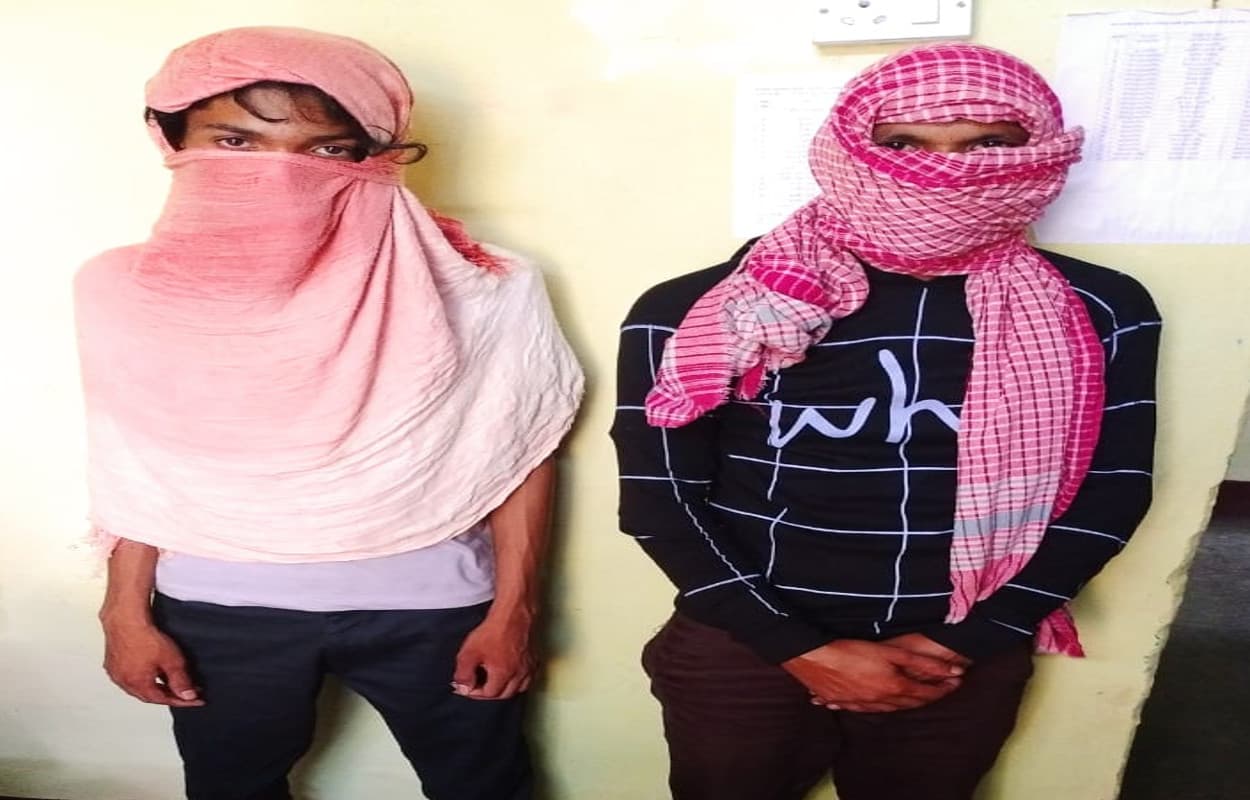 नारायणपुर के लोकनियां से 2 साइबर क्रिमिनल गिरफ्तार, सिम और एटीएम कार्ड समेत अन्य सामान बरामद