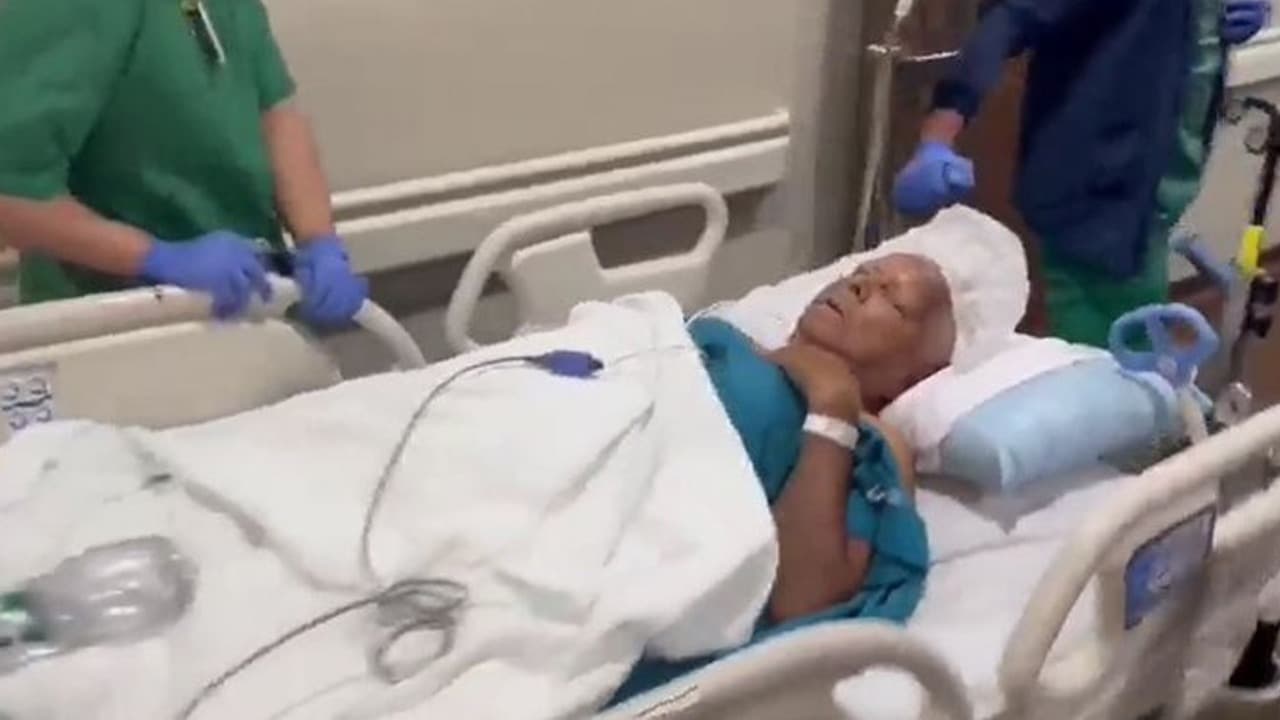 ठीक हैं लालू प्रसाद, ICU में हाथ हिलाकर चाहने वालों का जताया आभार, जानें क्या था पहला सवाल