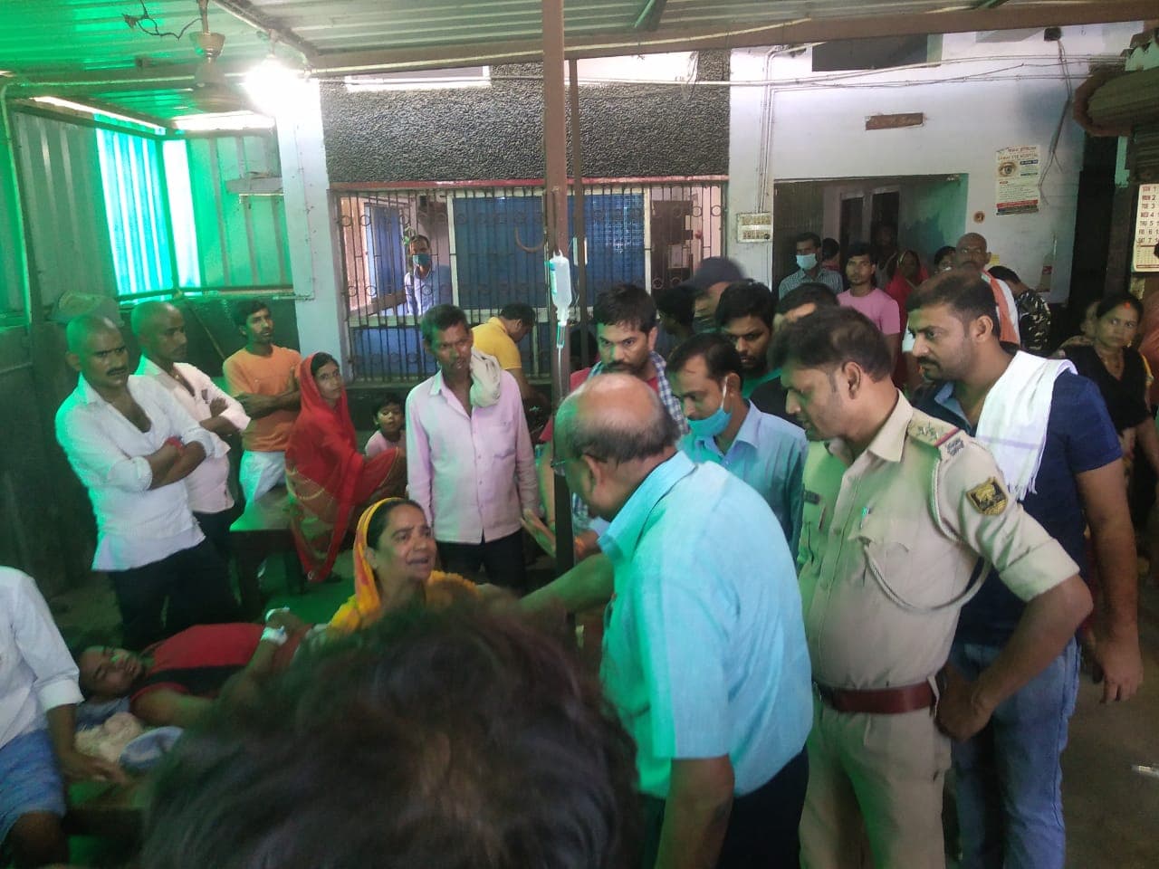 बिहटा में सड़क दुर्घटना के बाद पीड़ित के परिजनों ने मांगा मुआवजा, तो चालक के साथियों ने की फायरिंग