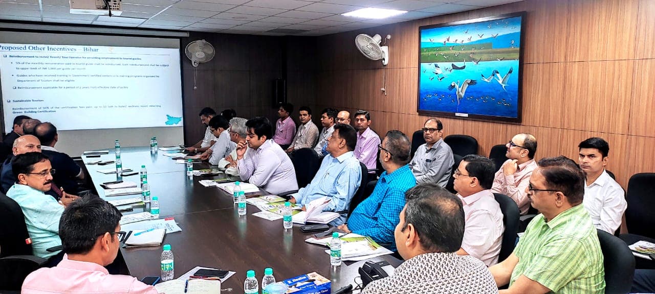 पर्यटन क्षेत्र के टॉप-5 राज्यों में बिहार को लाने की तैयारी, रोजगार के एक लाख अवसर भी होंगे पैदा