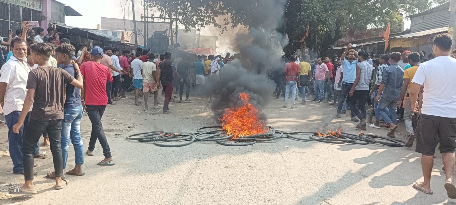बिहार के पूर्णिया में सोशल मीडिया के पोस्ट को लेकर बवाल, युवक को पीटा तो सड़क पर उतरकर लोगों ने किया प्रदर्शन