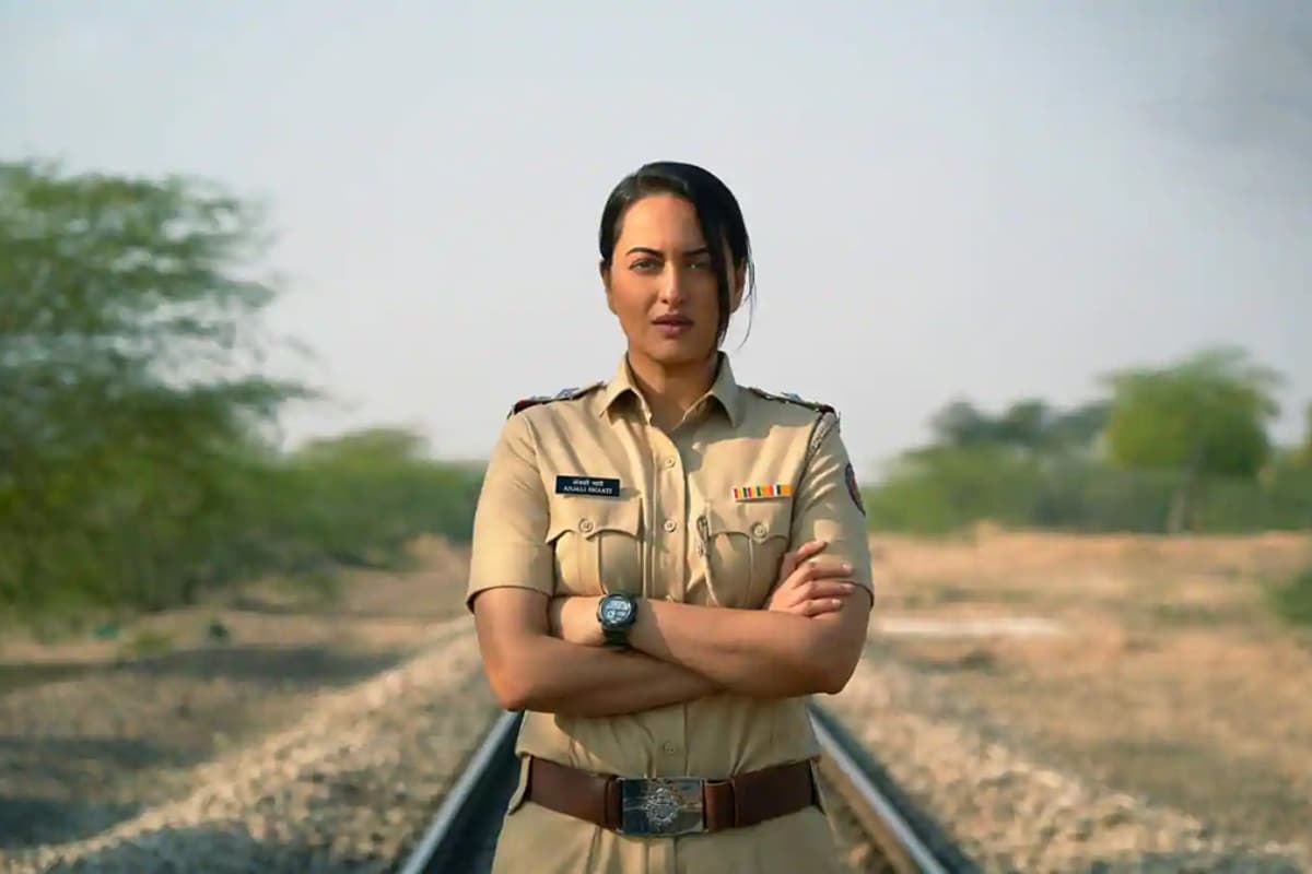 इन 5 वेब सीरीज में एक्टर्स को कड़ी टक्कर देती हैं ये एक्ट्रेस, लिस्ट में दहाड़, सास, बहू और फ्लेमिंगो है शामिल
