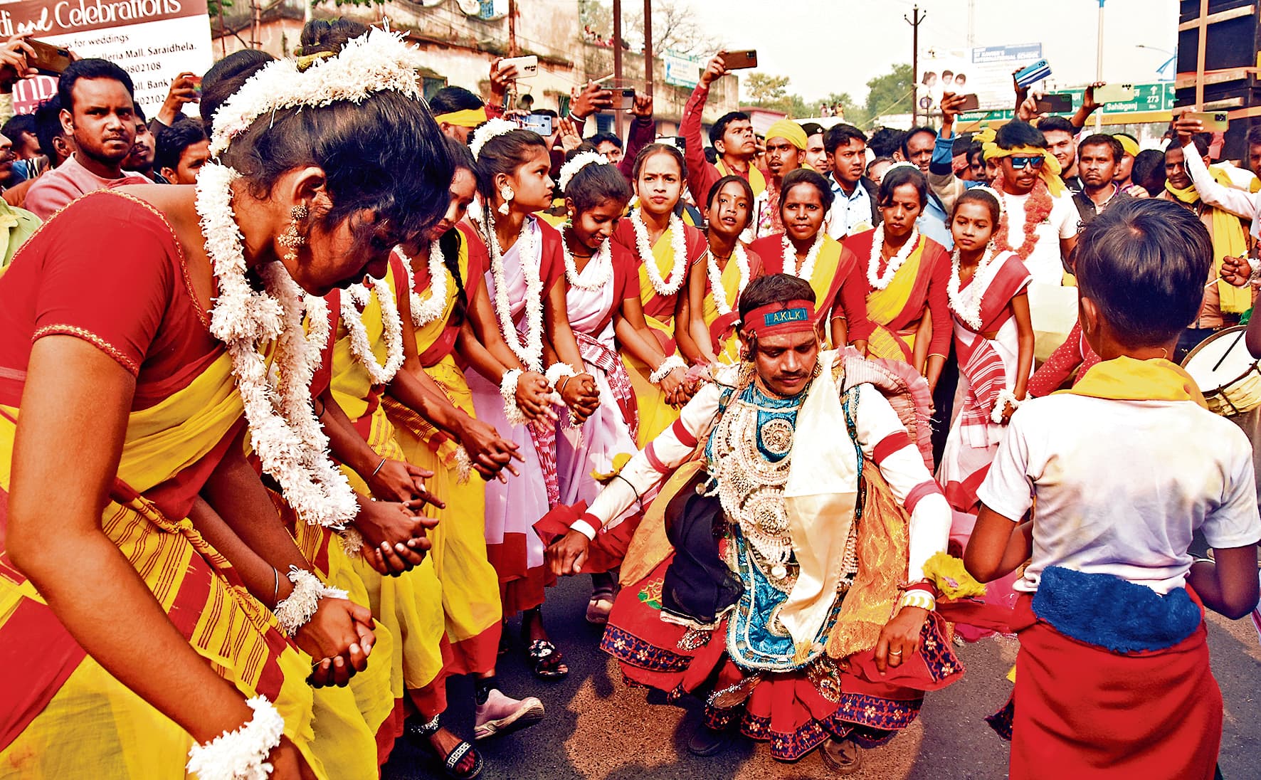 Tusu Festival in Jharkhand: मकर संक्रांति के साथ मनाया जाता है टुसू पर्व, जानिए इसके पीछे की पूरी कहानी