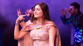 सपना चौधरी ने 'मेरा पहला प्यार' पर किया जोरदार डांस, देखिए VIRAL VIDEO