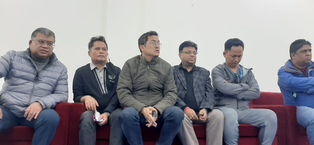 पहाड़ पर शांति बनाये रखने के लिए दार्जीलिंग पुलिस और राजनैतिक पार्टियों ने की बैठक