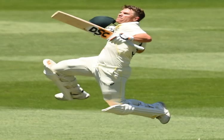 AUS vs SA Boxing Day: डेविड वॉर्नर ने सचिन के वर्ल्ड रिकॉर्ड की बराबरी की, 100वें टेस्ट में जड़ा शतक