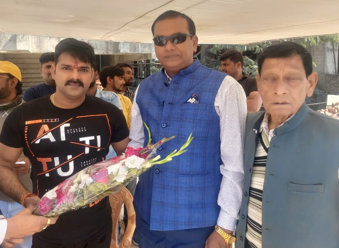 NRI प्रोड्यूसर की फिल्म में पवन सिंह एक्टर, पोलैंड के राम शर्मा के ‘स्वाभिमान’ में आएंगे नजर