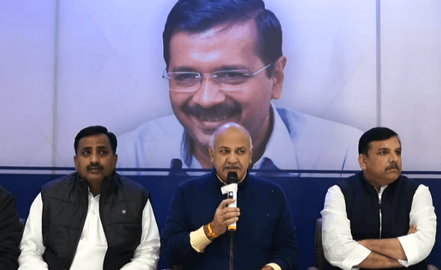 AAP का वादा, UP में छह महीने में देंगे एक लाख सरकारी नौकरी, पांच हजार बेरोजगारी भत्ता