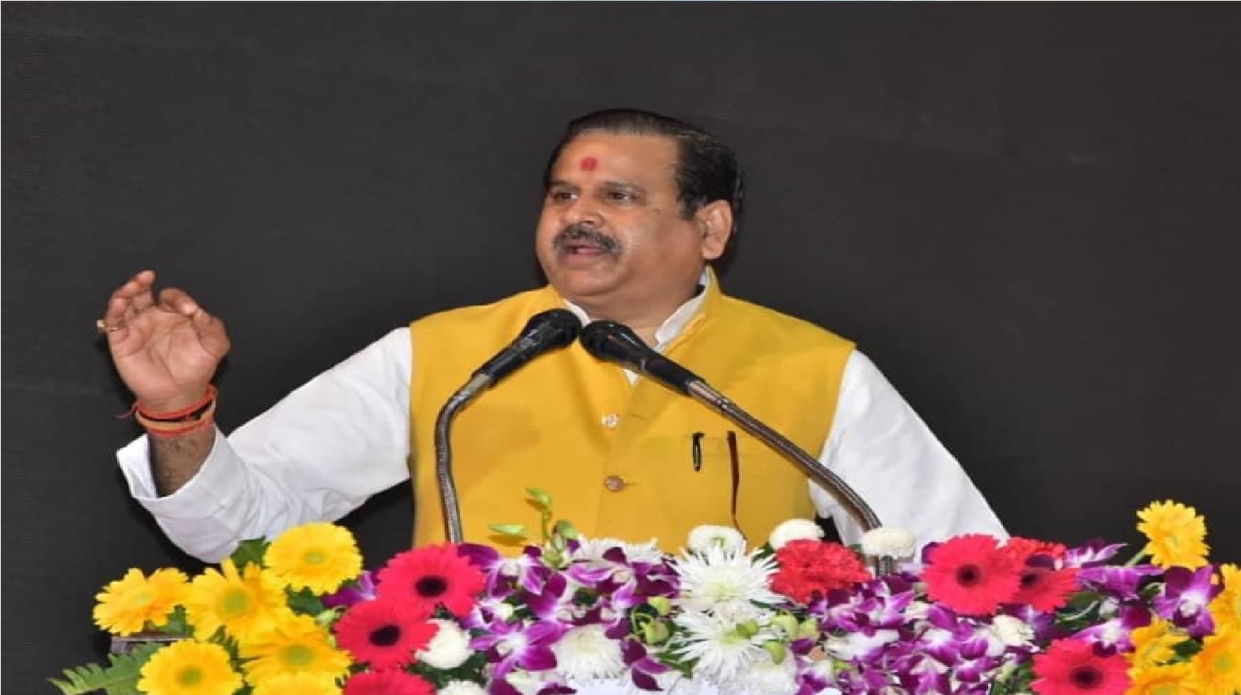 गांव-गांव तक नल से जल पहुंचाने में जनसहभागिता आवश्यक: डॉ. महेंद्र सिंह