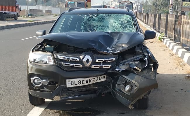 बेटी के घर जा रहे पिता को कार ने कुचला, तड़पता रहा जख्मी और लोग खींचते रहे फोटो, मौत