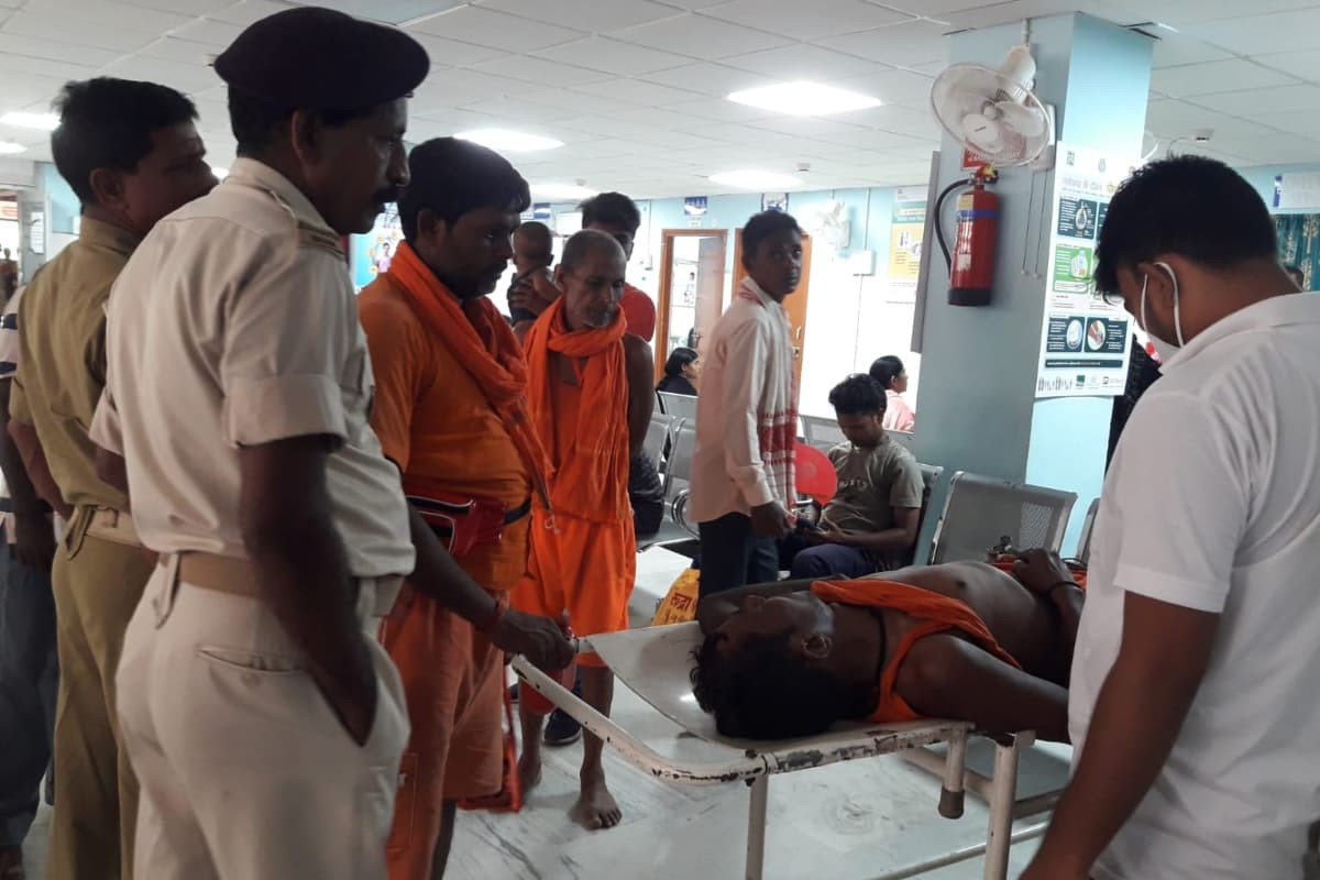 यूपी के कांवरिया की झारखंड के दुमका में मौत, बासुकिनाथ धाम में पूजा करने के बाद अचानक बिगड़ी तबीयत