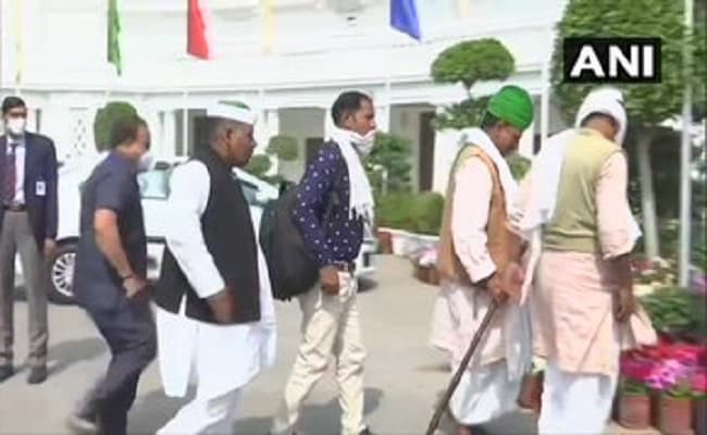 Kisan Andolan : यूपी के किसानों से मिले दिल्ली के सीएम अरविंद केजरीवाल, 28 फरवरी को मेरठ में महापंचायत को करेंगे संबोधित