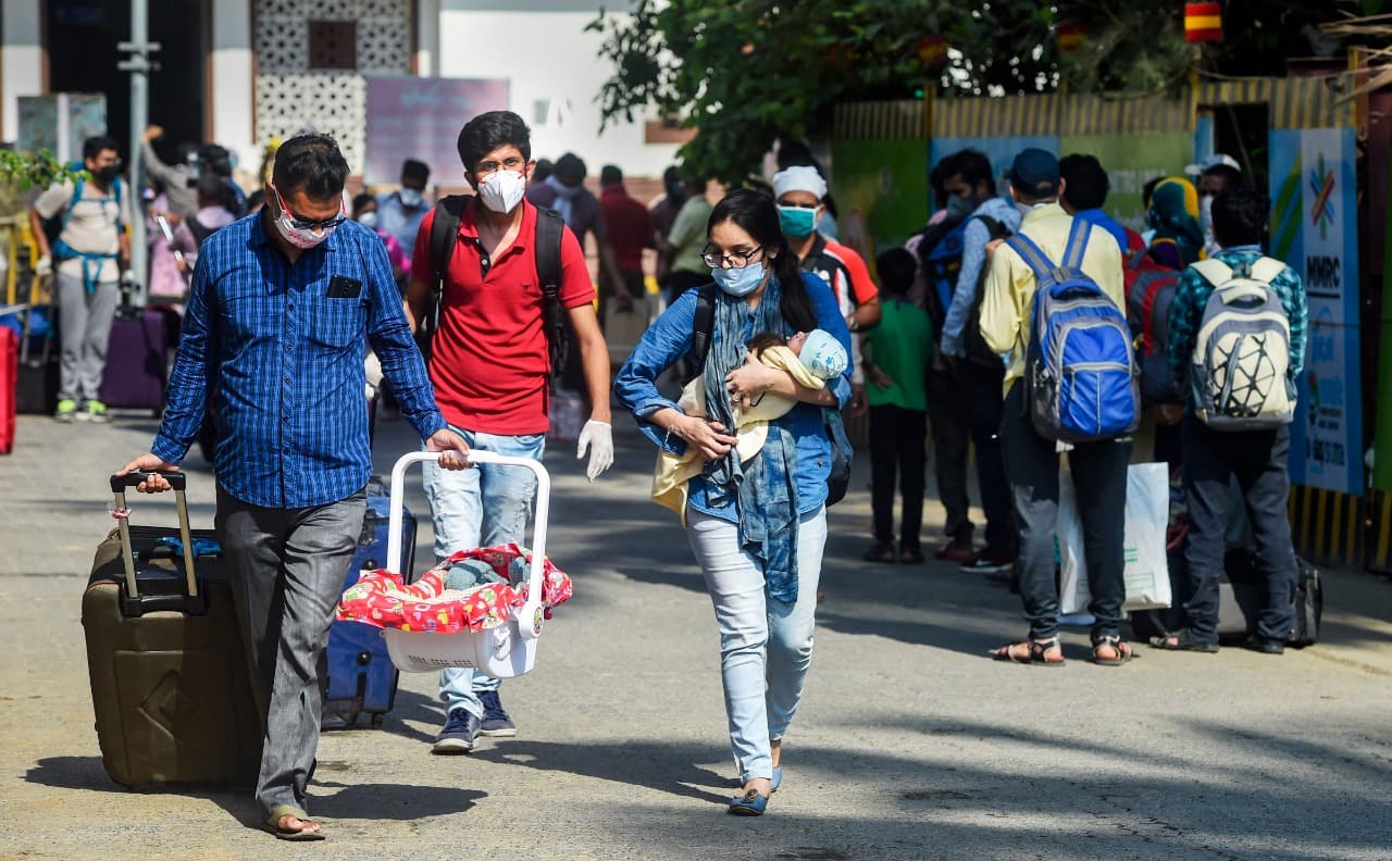 बिहार में कोरोना से राहत की खबर! दस दिनों में 3752 की औसत से घटे कोरोना के एक्टिव मरीज