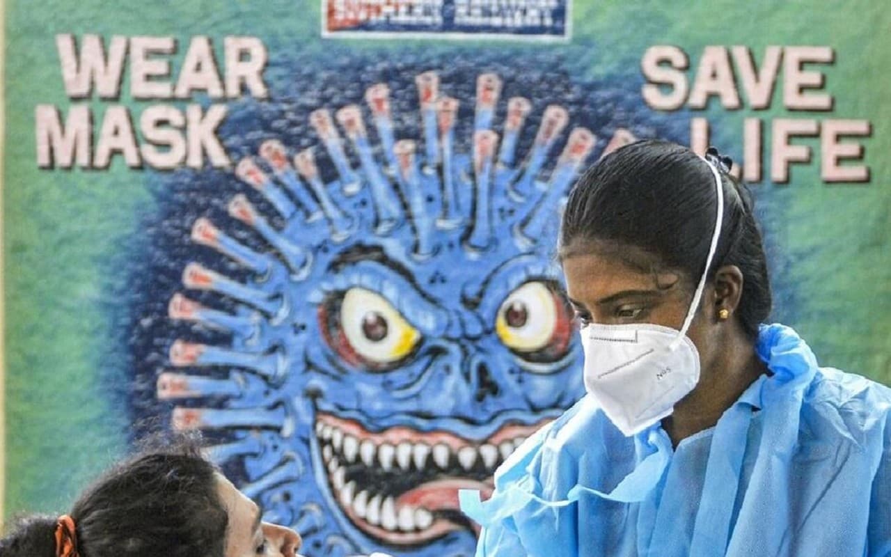 Masks Mandatory In Delhi: दिल्ली में अब मास्क पहनना हुआ अनिवार्य, बात नहीं मानने पर लगेगा जुर्माना