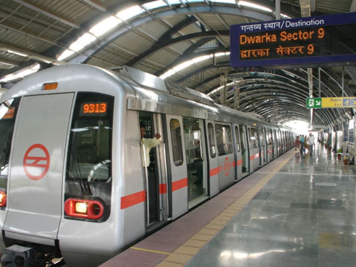 मुजफ्फरपुर मेट्रो निर्माण को लेकर बड़ा अपडेट, पताही एयरपोर्ट पर सम्राट चौधरी ने कही ये बात