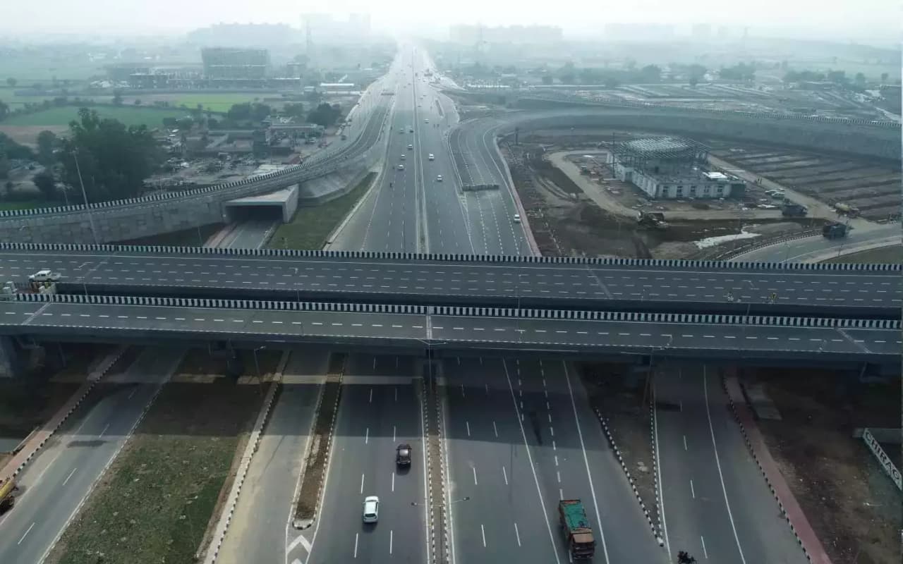 इन वाहनों को नहीं मिलेगी दिल्ली-मुंबई एक्सप्रेसवे में एंट्री, NHAI ने जारी की नोटिस, जानें कारण