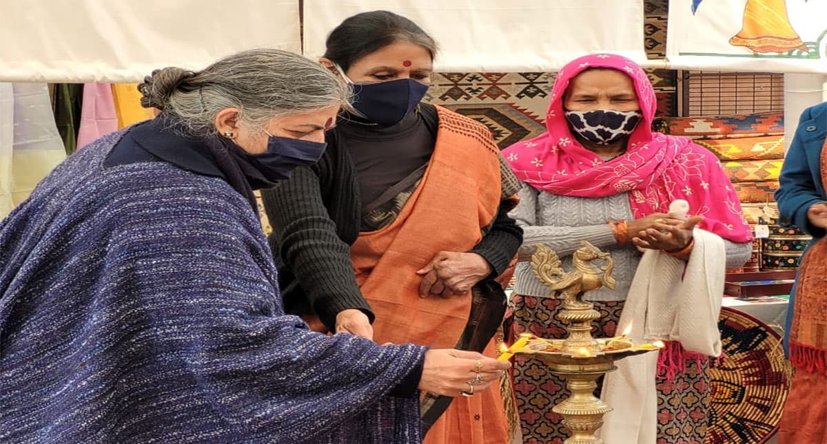 जया जेटली के नेतृत्‍व में दिल्ली हाट में शुरू हुआ 36वां दस्तकारी हाट क्राफ्ट बाजार