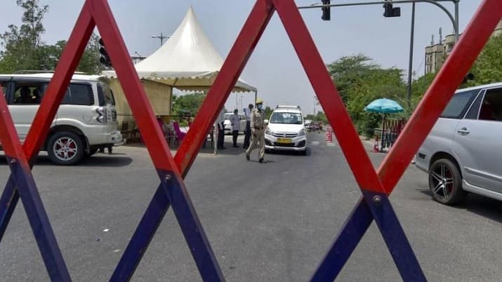 कोरोना संकट में दिल्ली एनसीआर में आना-जाना कैसे हो सरल? सुप्रीम कोर्ट ने तीनों राज्यों के लिए निकाला समाधान