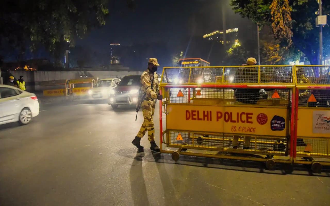 Delhi Police Constable: दिल्ली पुलिस कांस्टेबल के लिए इस तिथि से पहले करें आवेदन, देखें जरूरी डॉक्यूमेंट
