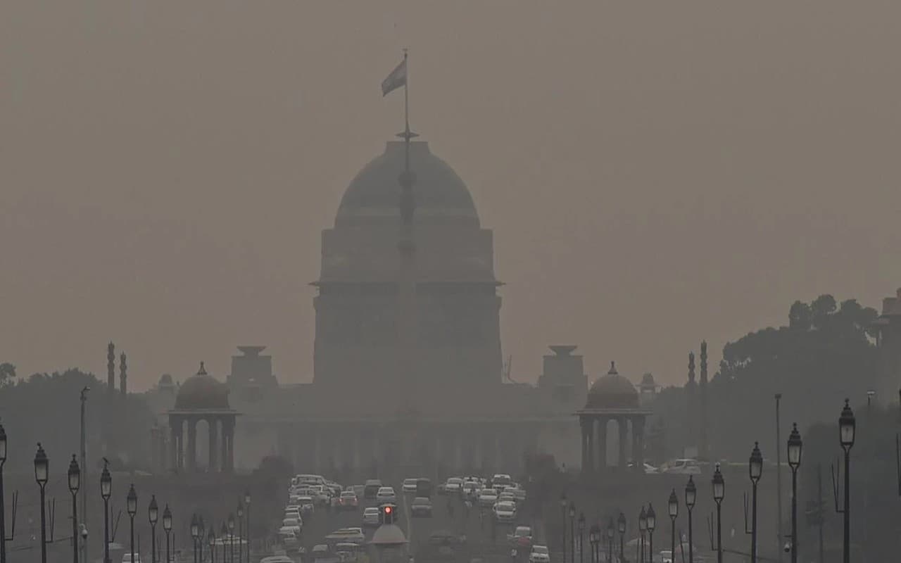 ULEZ: लंदन ने अपनाया वायु प्रदूषण पर रोकथाम का खास मेकैनिज्म, क्या दिल्ली इससे कुछ सीख सकती है?