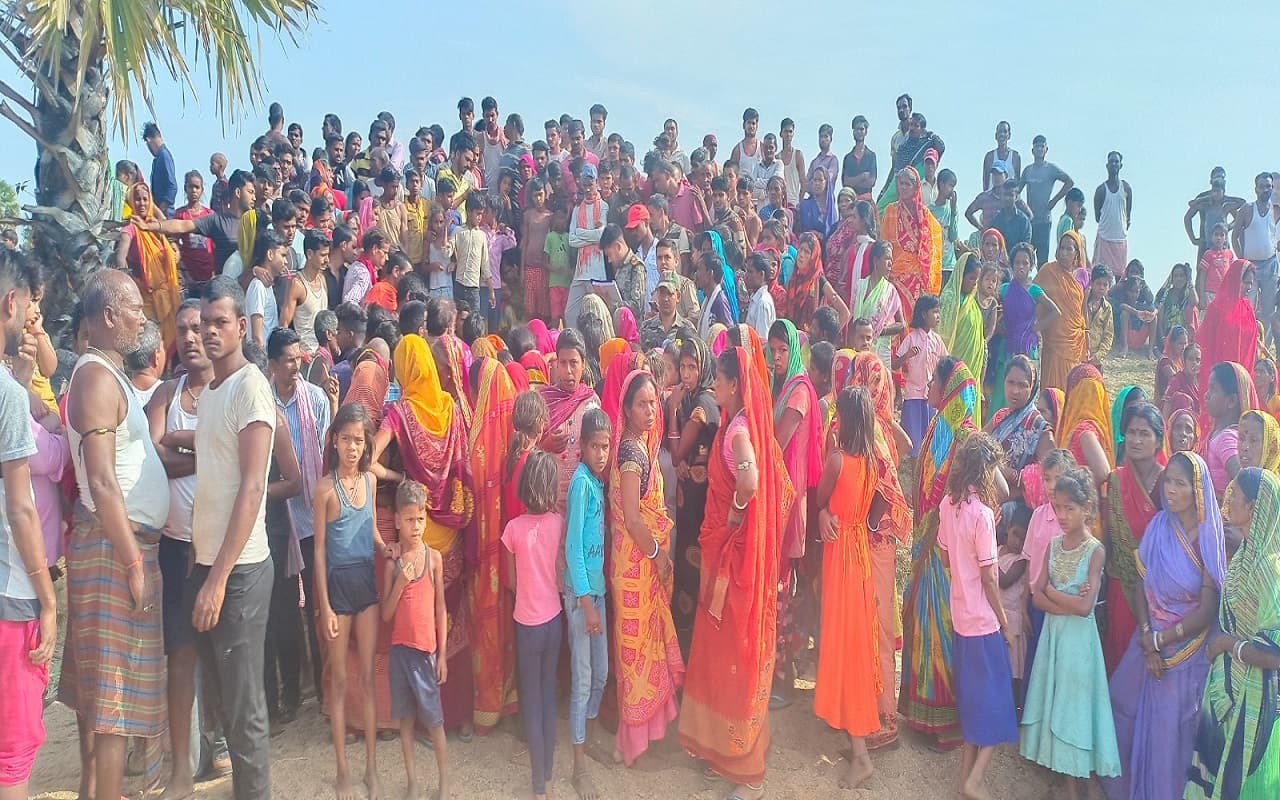 झारखंड: बालू घाट पर तैनात चौकीदार की गोली मारकर हत्या, बालू कारोबारियों पर हत्या का आरोप, एफआईआर दर्ज