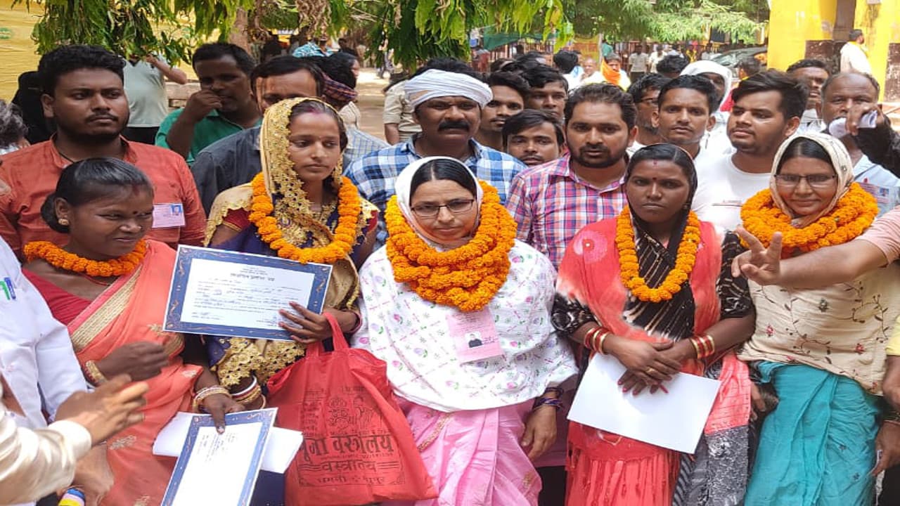नारी शक्ति : झारखंड पंचायत चुनाव में कई महिलाओं ने बचायी पतियों की साख, कुछ सीटों के परिणाम ने चौंकाया