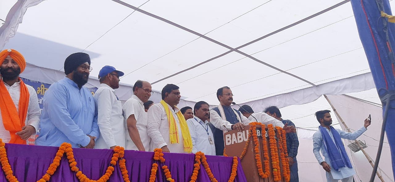 बरेली में डिप्टी सीएम केशव प्रसाद ने डॉ. आंबेडकर को नमन कर सपा पर साधा निशाना, महंगाई पर बोले…
