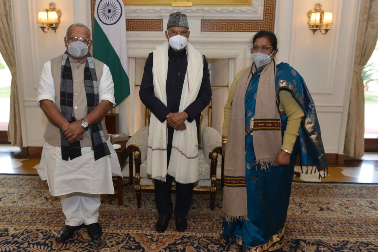 दिल्ली पहुंचे बिहार के दोनों उपमुख्यमंत्री, राष्ट्रपति से की मुलाकात, कल PM Modi से मिलेंगे