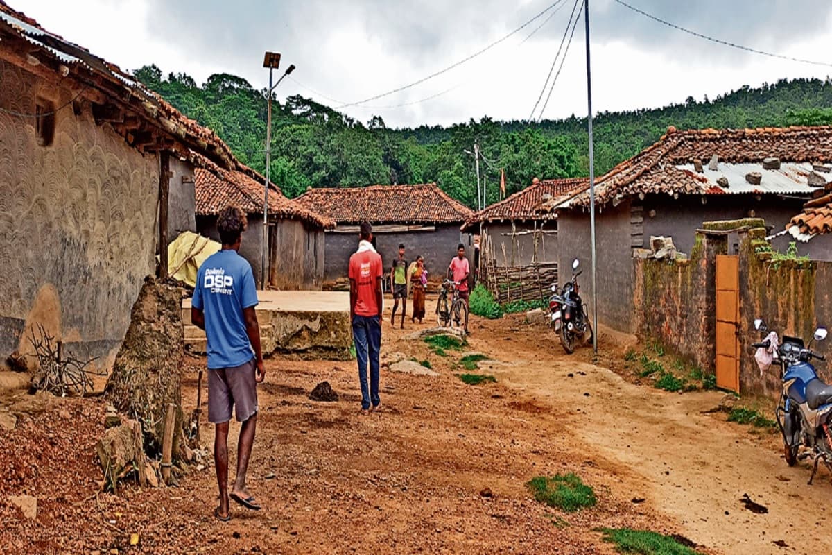 गुमला के इस पंचायत में बिजली और पानी का है घोर संकट, कई सरकारी योजनाएं चढ़ी भ्रष्टाचार की भेंट