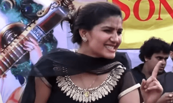 इस गाने पर सपना चौधरी ने किया जानलेवा डांस, ठुमके देख लोग लगे झूमने