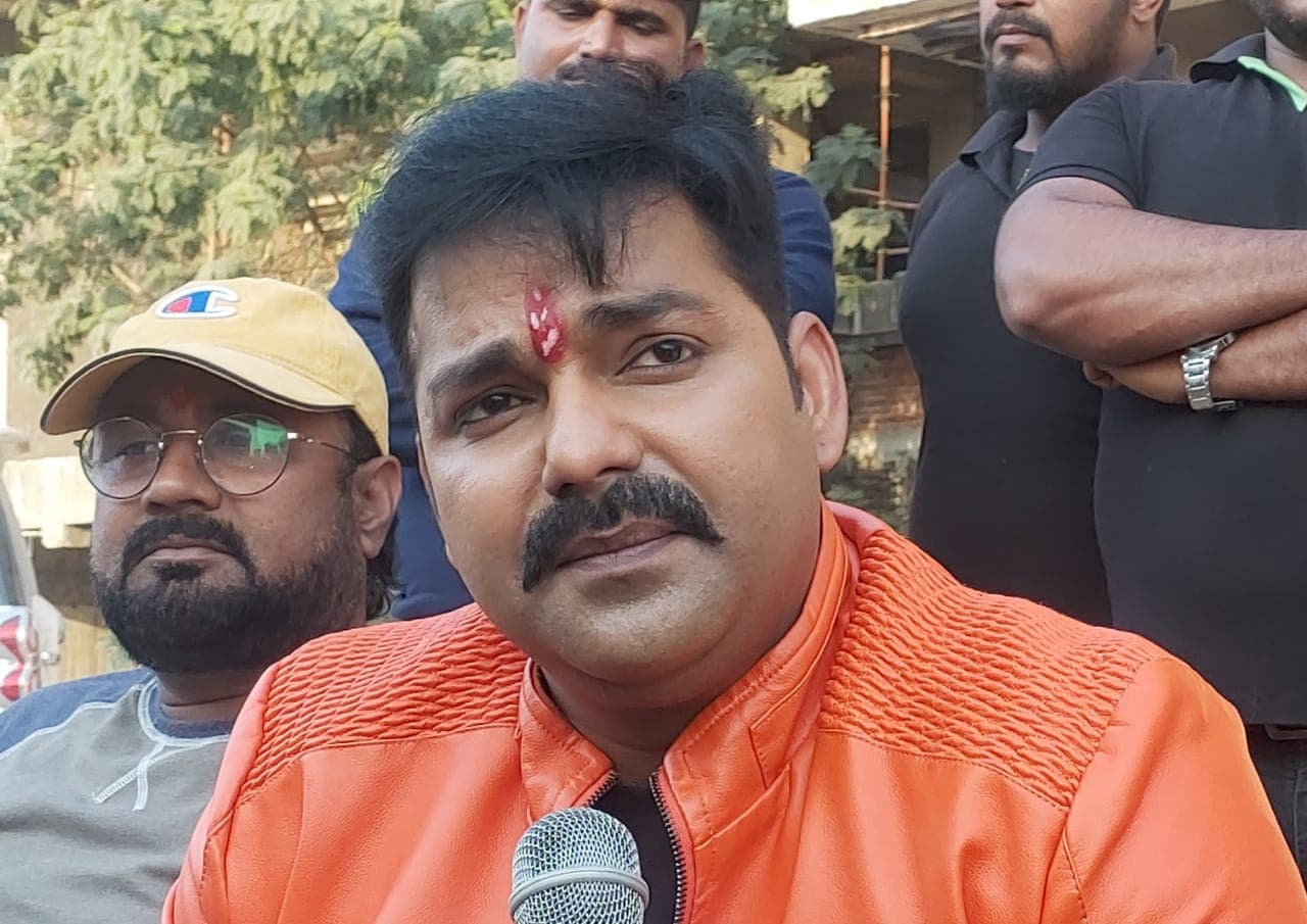 पवन सिंह के फेवरेट एक्टर रवि किशन, सिंगर और ब्यूटी क्वीन अक्षरा सिंह पर क्या बोले सुपर स्टार?