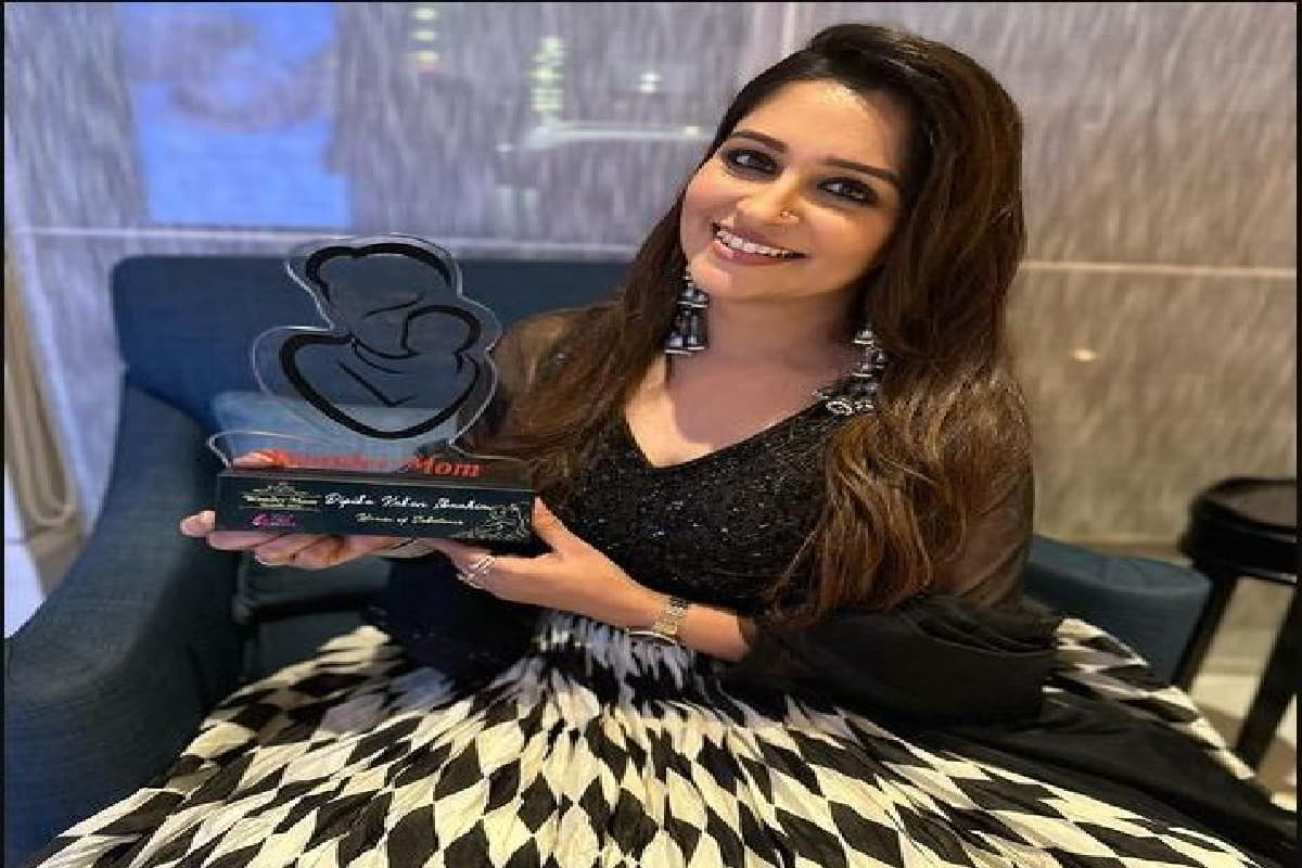 VIDEO: शोएब के बिना दुबई घूमने निकली दीपिका कक्कड़...मिला ये स्पेशल अवॉर्ड